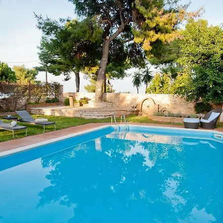 Vila Private Pool With View At Corinthian Bay